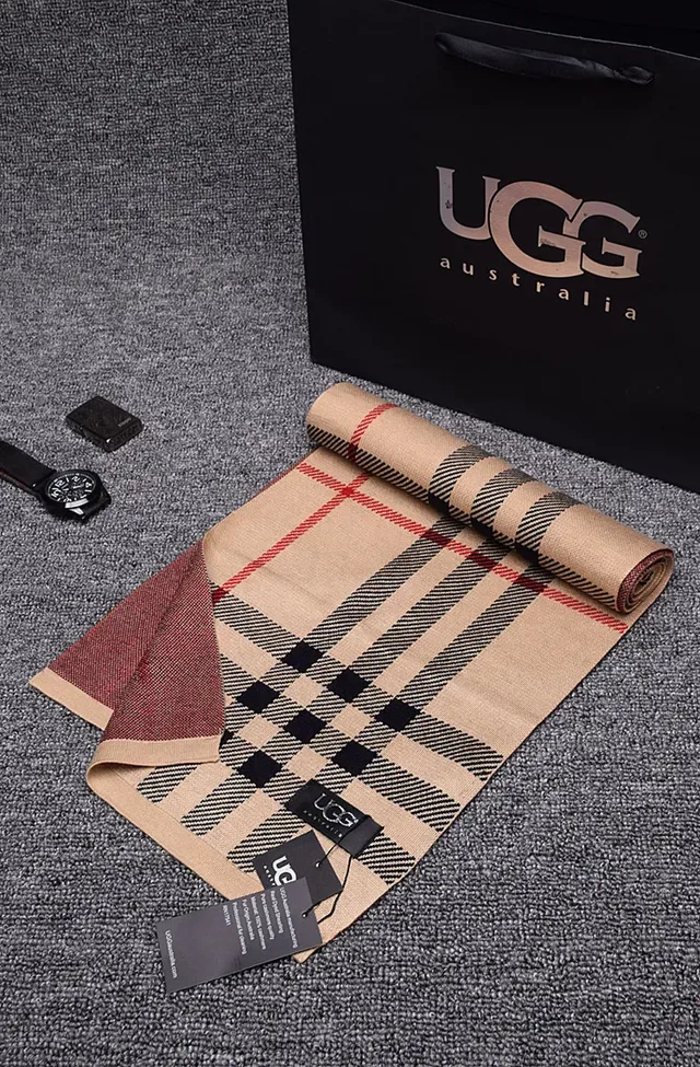 UGG وشاح كشمير مربوط بالمربعات المنسوجة 3