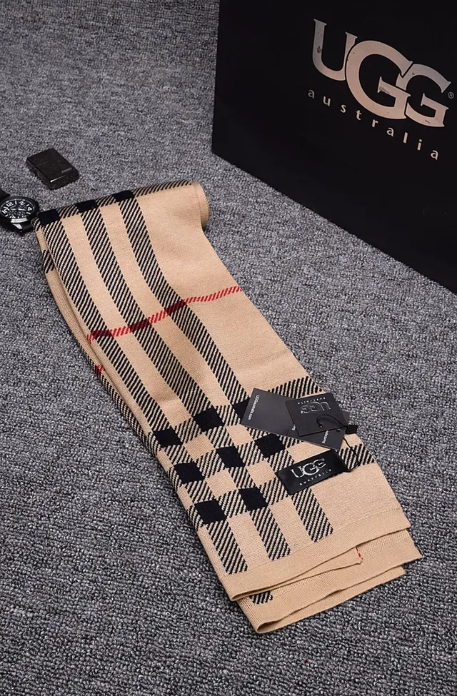 UGG وشاح كشمير مربوط بالمربعات المنسوجة 5