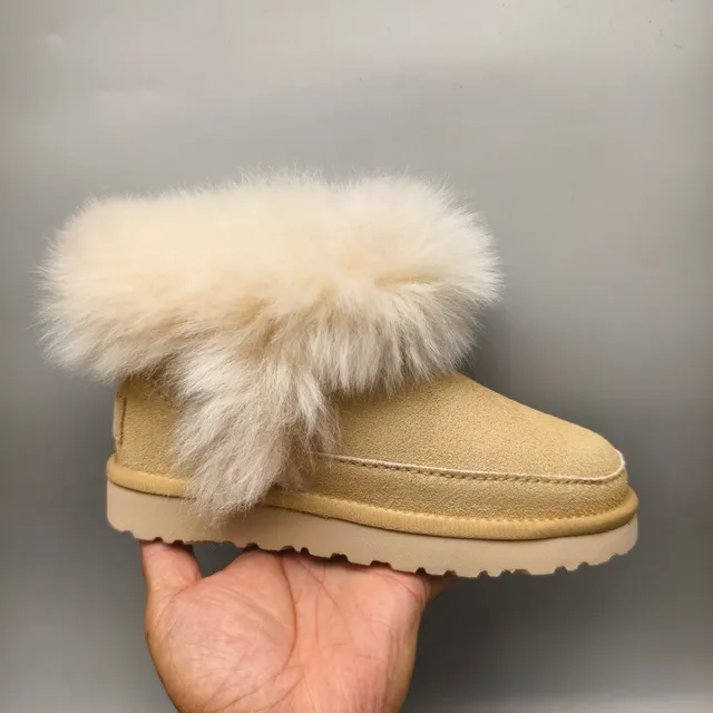 UGG Tasman 米色 麂皮 毛茸茸 毛边 雪地靴 2