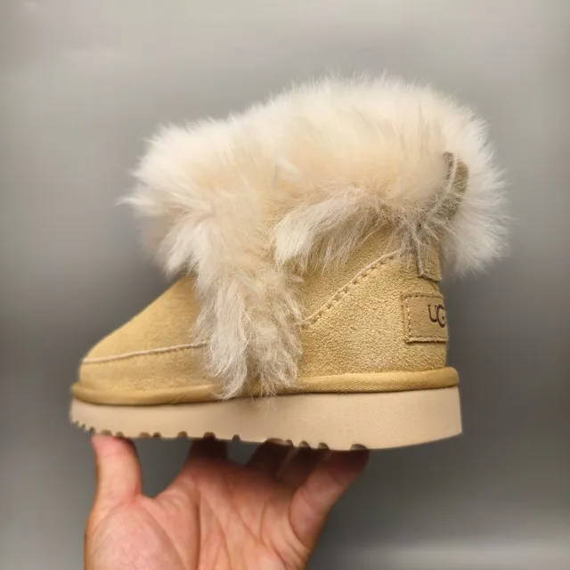 UGG Tasman 米色 麂皮 毛茸茸 毛边 雪地靴 4