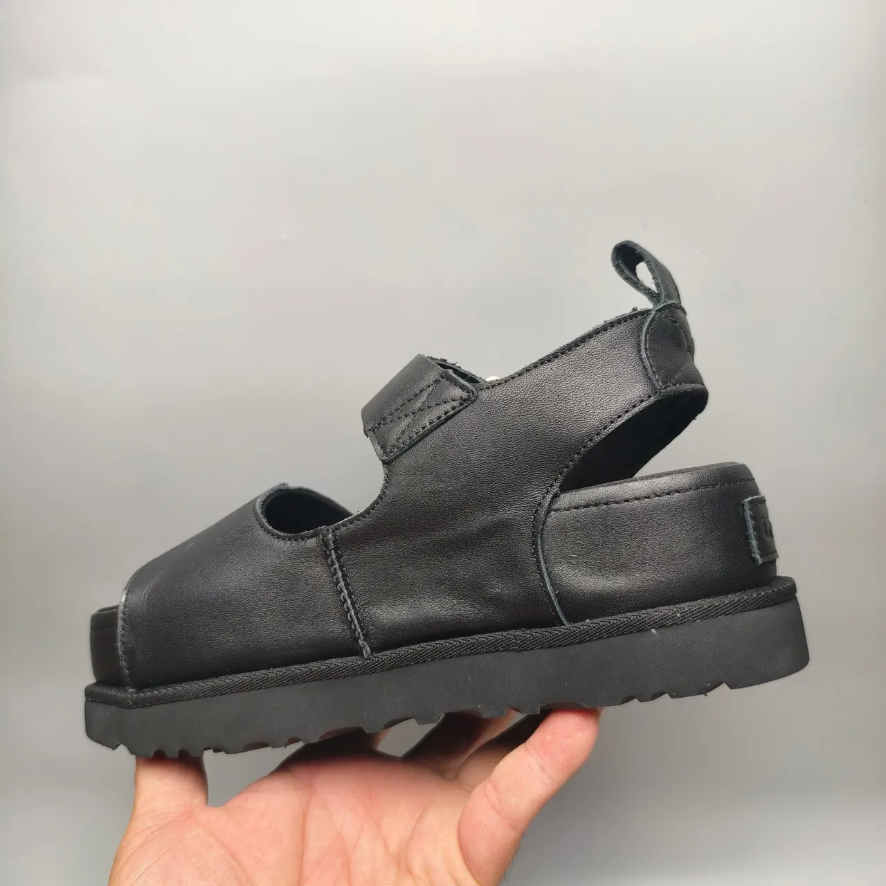 UGG Tasman Zapatos Mary Jane Plataforma Negros 4