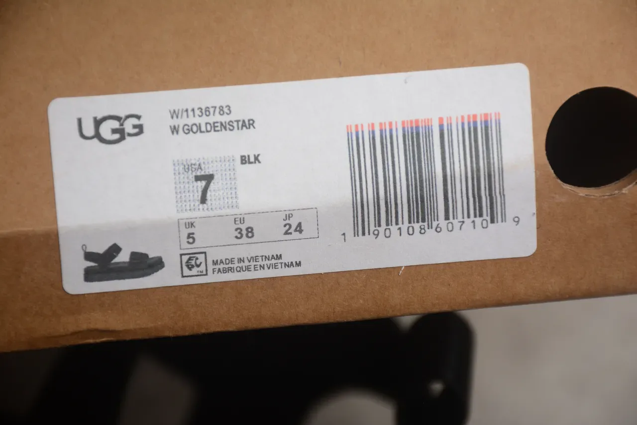 Sandales Casuales UGG Tasman Plateforme Daim Noir 11