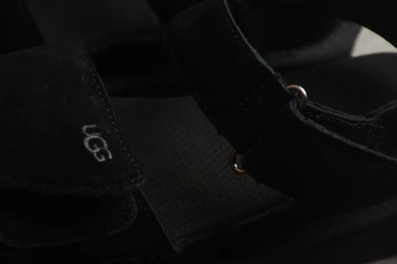 Sandales Casuales UGG Tasman Plateforme Daim Noir 15