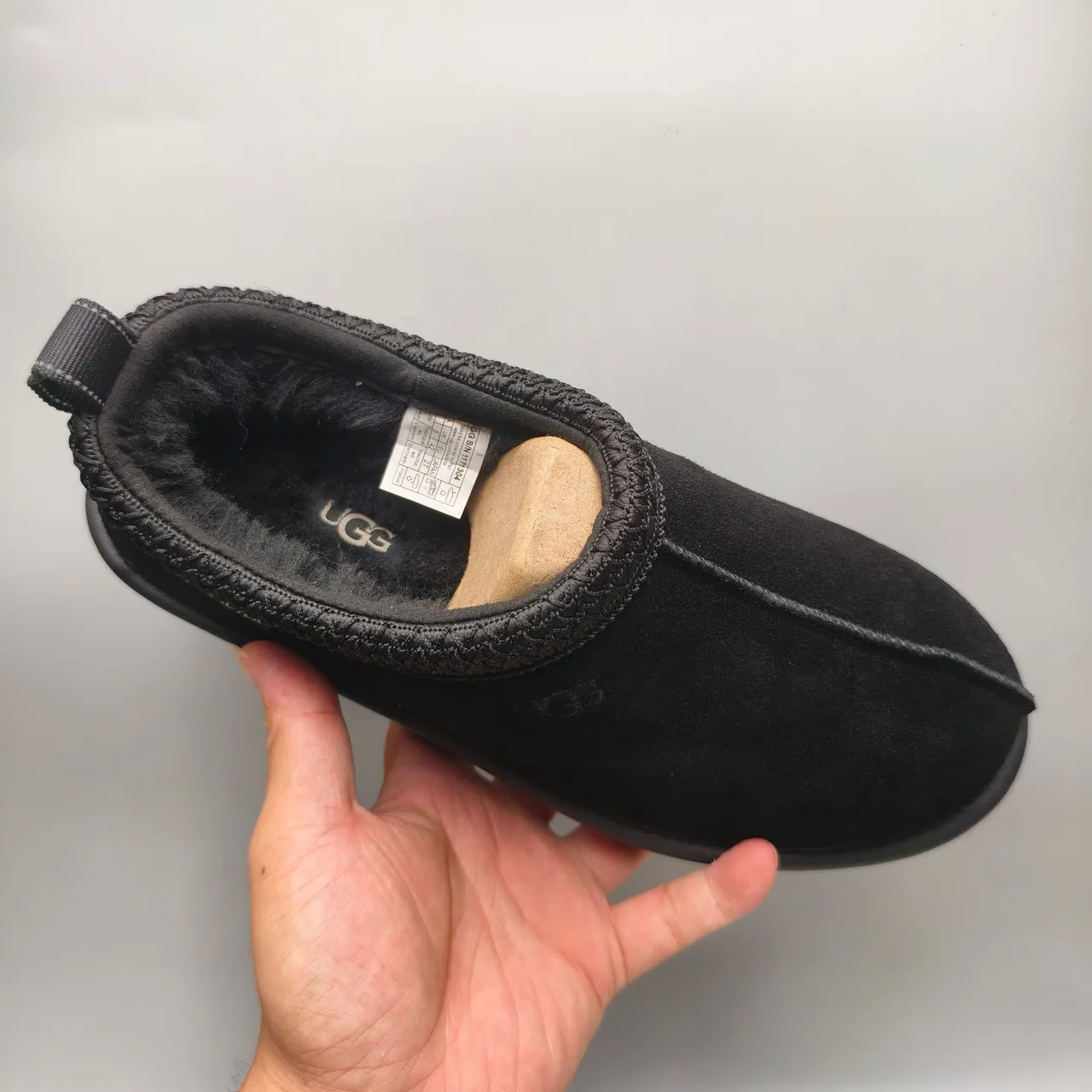 UGG Tasman 黑色 黄色 麂皮 鞋面 编织 针织 领 休闲鞋 3