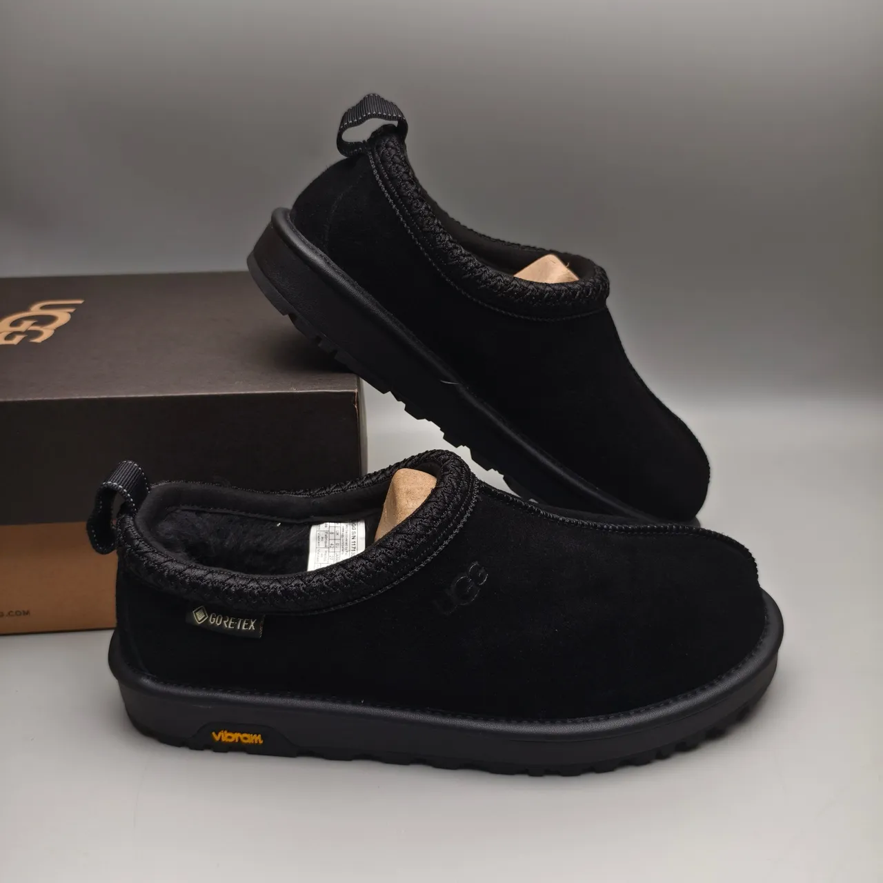 UGG Tasman 黑色 黄色 麂皮 鞋面 编织 针织 领 休闲鞋 6