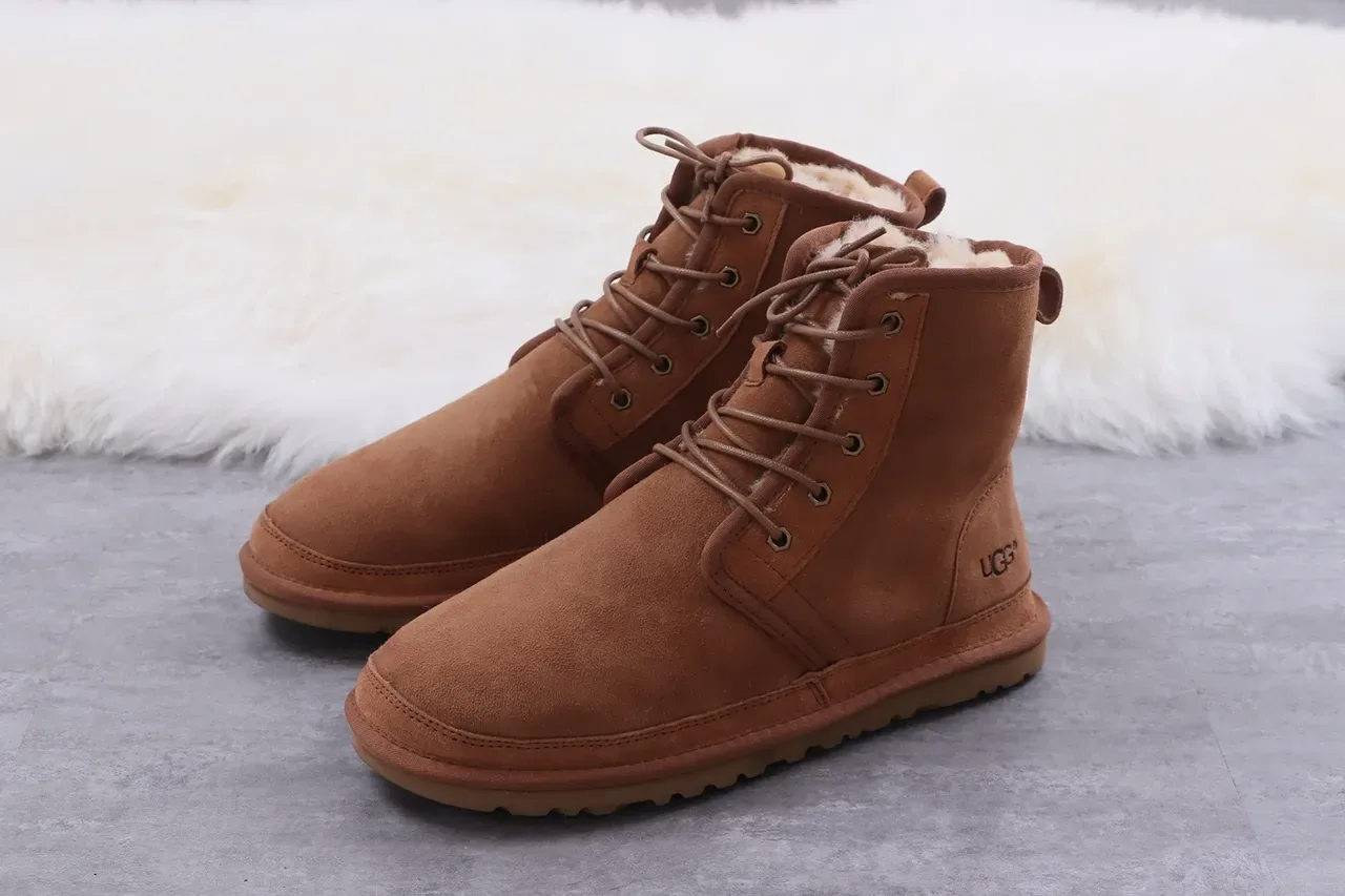 UGG Tasman 栗色棕麂皮羊毛内里雪地靴 9