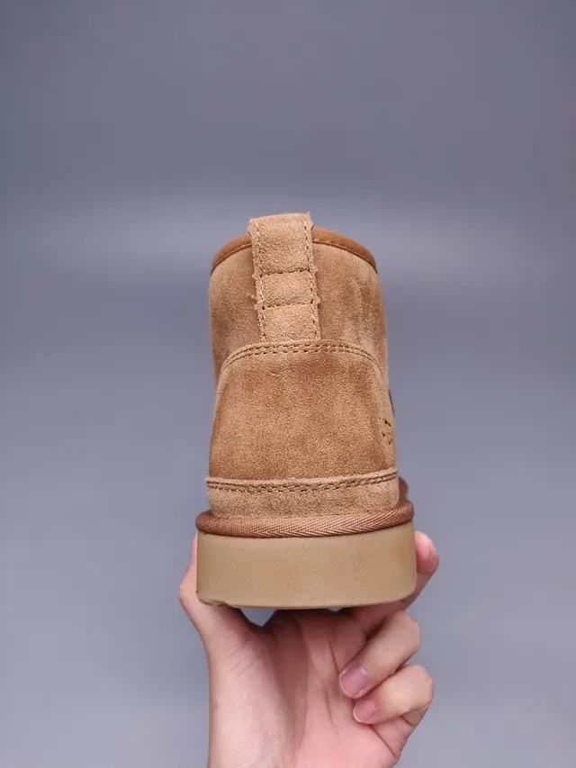 UGG Tasman Tan सूड एंक्ल बूट 6