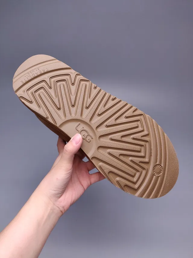UGG Tasman Tan सूड एंक्ल बूट 9