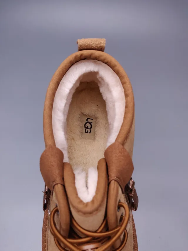UGG Tasman Tan सूड एंक्ल बूट 10