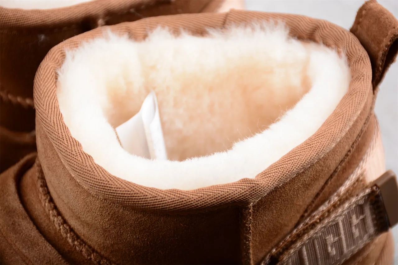 UGG Tasman Tan 麂皮羊毛里雪靴 5