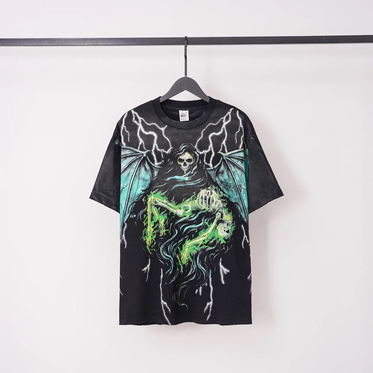 Vale Forever Graphic-Print Crewneck T-Shirt 3