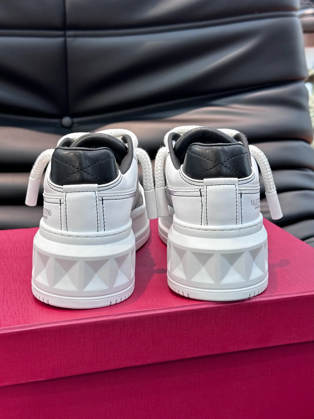 Valentino Open Sneakers Lifestyle Blanc Noir Gradient Plateforme 3