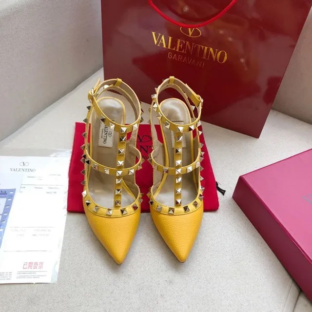 Valentino Rockstud হলুদ চামড়ার পিরামিড স্টাড স্টিলেটো 8