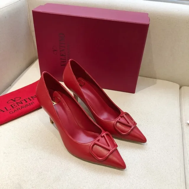 Valentino VLOGO Scarpin Vermelho Dourado Bico Fino Salto Stiletto 6