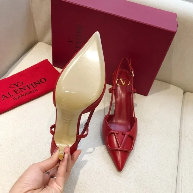 Valentino VLOGO Pump Red Leather Pointed-Toe Slingback Pumps 2