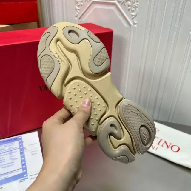 Valentino VLTN আর্মি গ্রিন ব্রাউন মাল্টি ম্যাটেরিয়াল প্যানেলিং স্কাল্প্টেড সোল চংকি স্নিকার 2