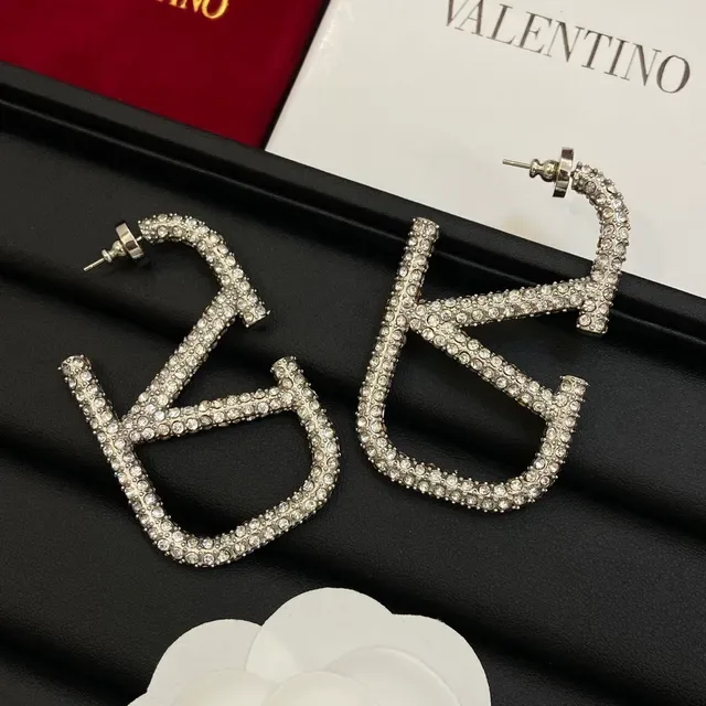 ভ্যালেন্টিনো VLTN পাভে ক্রিস্টাল হুপ ইয়াররিংস 6