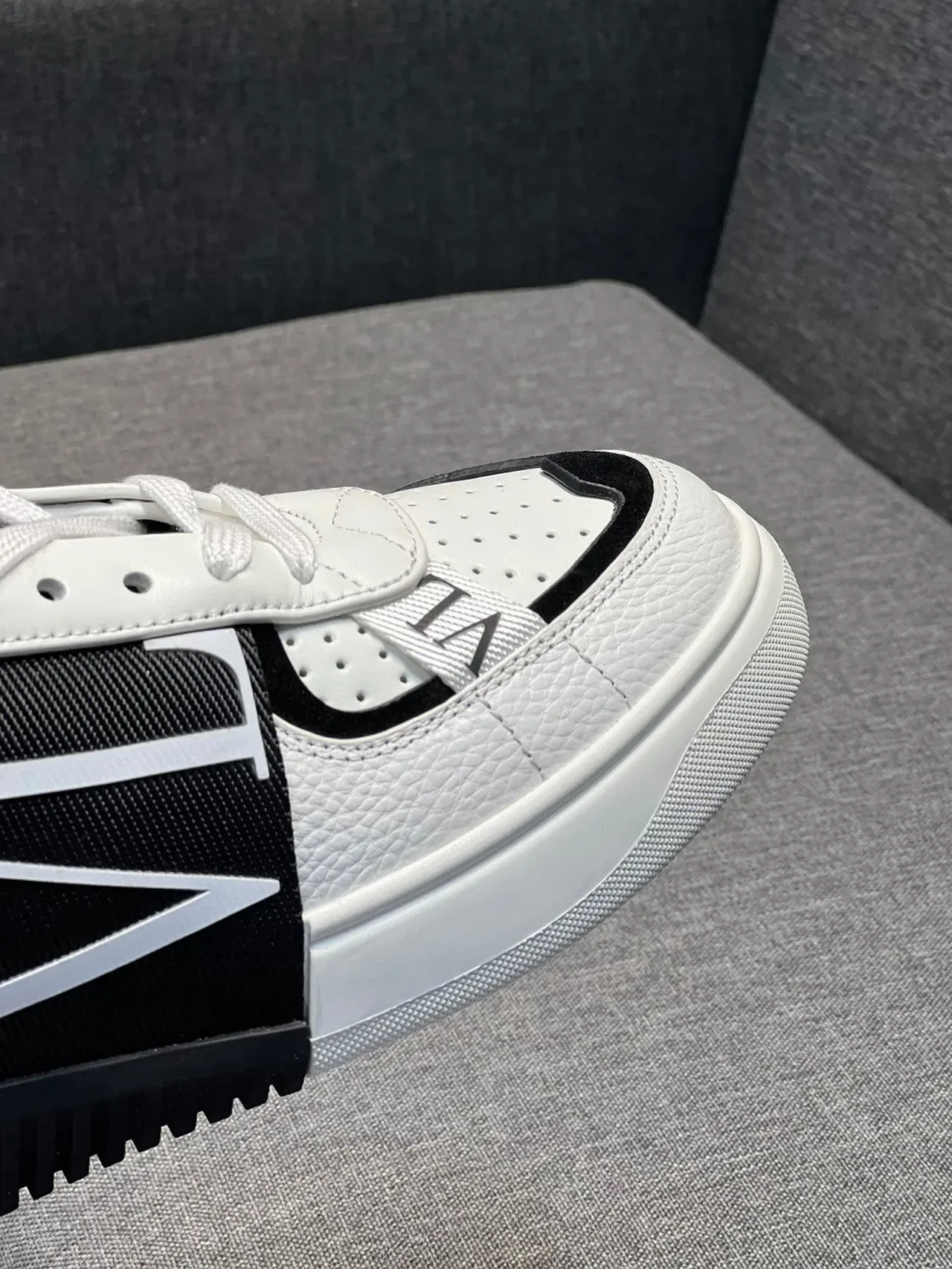 Valentino VLTN zapatilla deportiva blanco negro lifestyle zapatillas 4