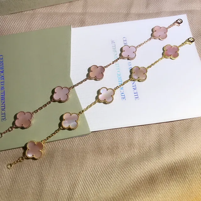 Van Cleef & Arpels Alhambra Five Motif Rose Gold Mother-of-Pearl pulseira 3