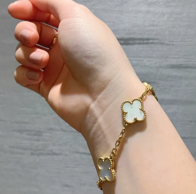 Van Cleef &amp; Arpels Alhambra Five Motif White Mother-of-Pearl हथपहरा 7