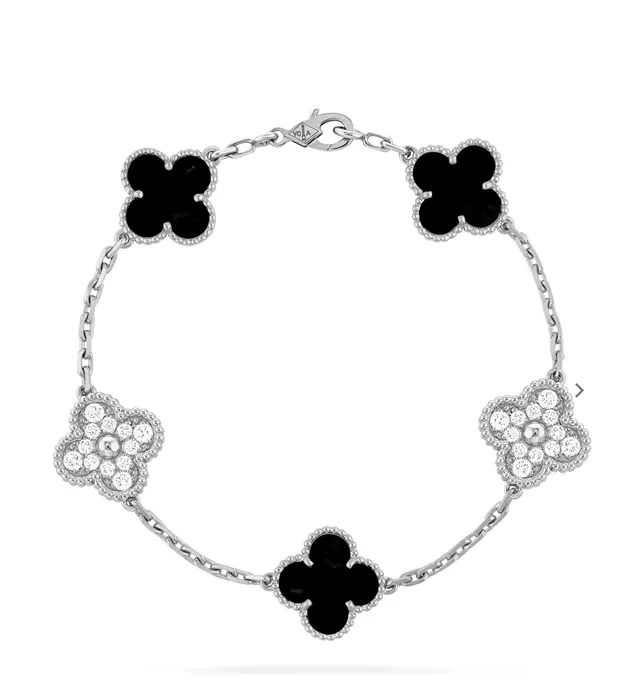 Van Cleef & Arpels Alhambra Pavé 钻石和欧泊石链式手链 3
