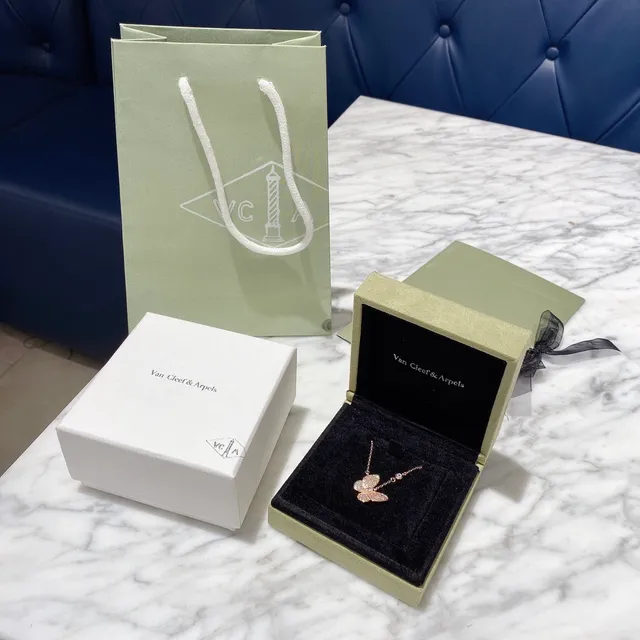 Van Cleef & Arpels فراشة Pavé الماس ذهب وردي قلادة 3