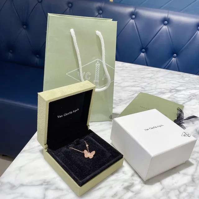 Van Cleef & Arpels فراشة Pavé الماس ذهب وردي قلادة 6