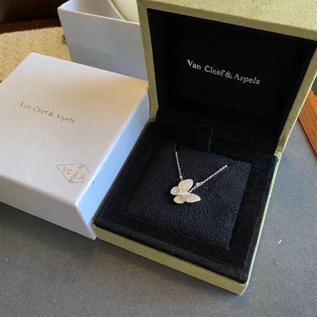 Van Cleef & Arpels Papillon প্রজাপতি Pavé হীরা মালা 9