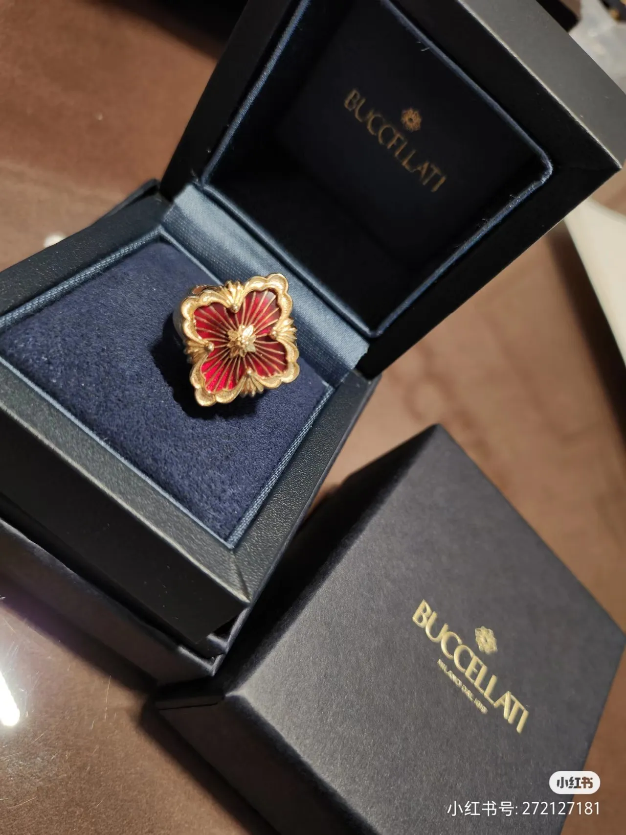 Van Cleef & Arpels সোনার কালো ফুল মোটিফ এনামেল ইনলে রিং 2