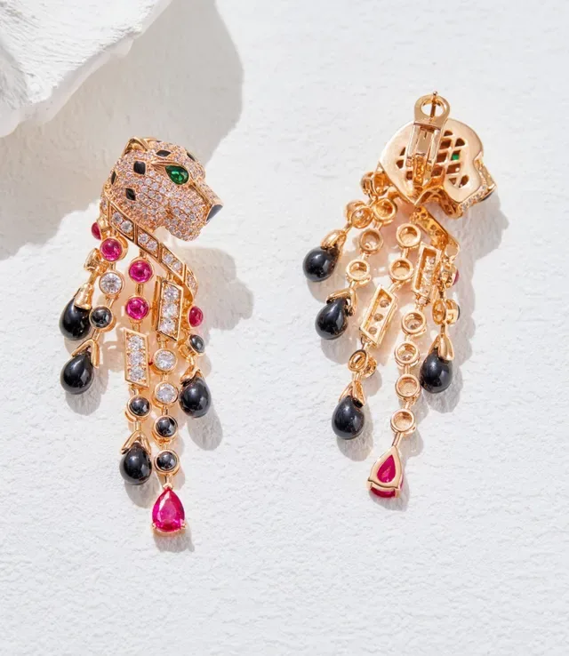 Van Cleef & Arpels Panthère Collier avec pendentif or rose rubis onyx diamant 9