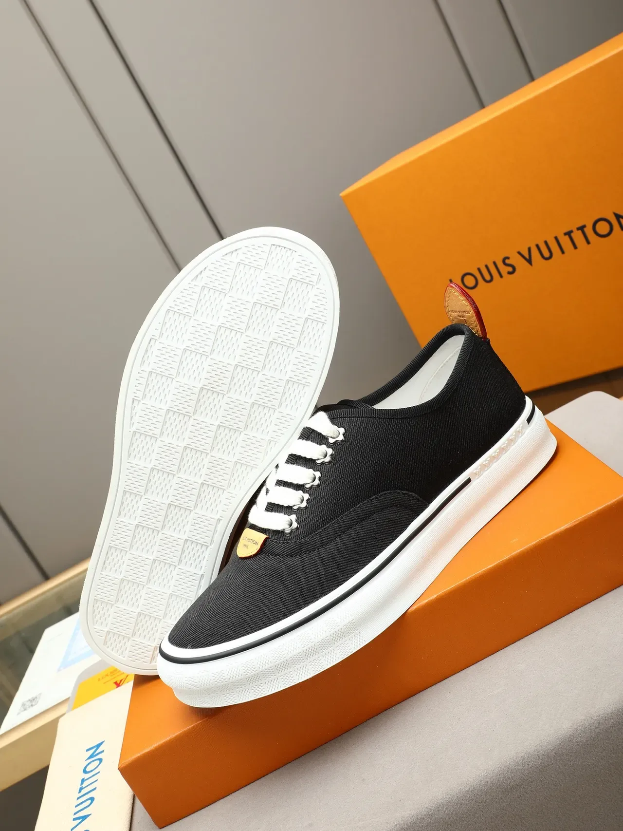 Vans Preto Branco Canvas Cordões Lifestyle Sneakers 5