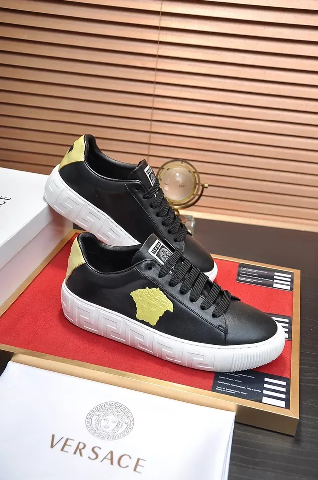 Versace Black Gold Medusa Head Appliqué Greek Key Midsole Pattern Lifestyle Sneakers 5