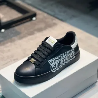 Versace 黑白皮革鞋面 醒目侧面标志印刷 生活方式运动鞋