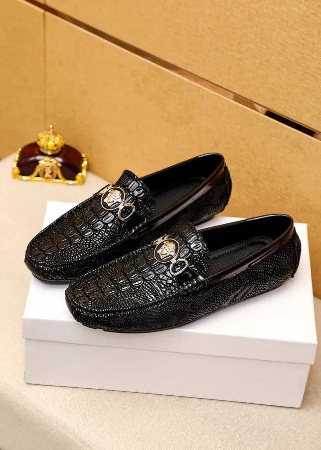 Versace Chain Reaction Croc-Embossed Negro Loafers 6