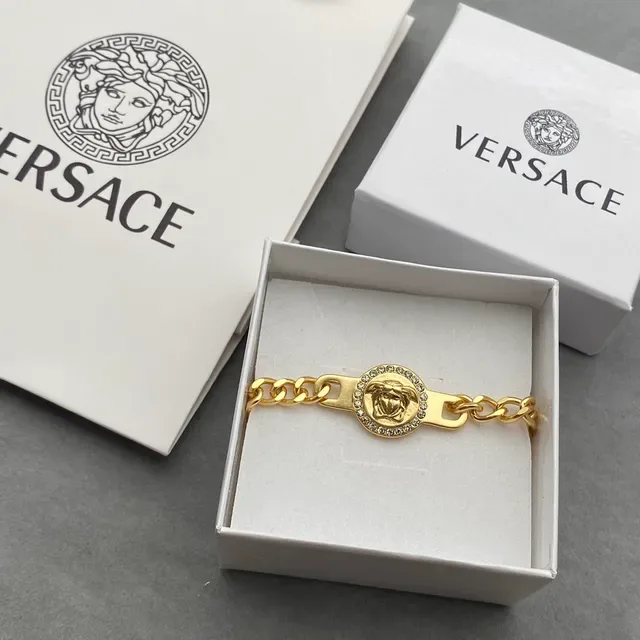 Versace Chain Reaction Medusa Head Crystal Halo Gold Tone pulseira 4