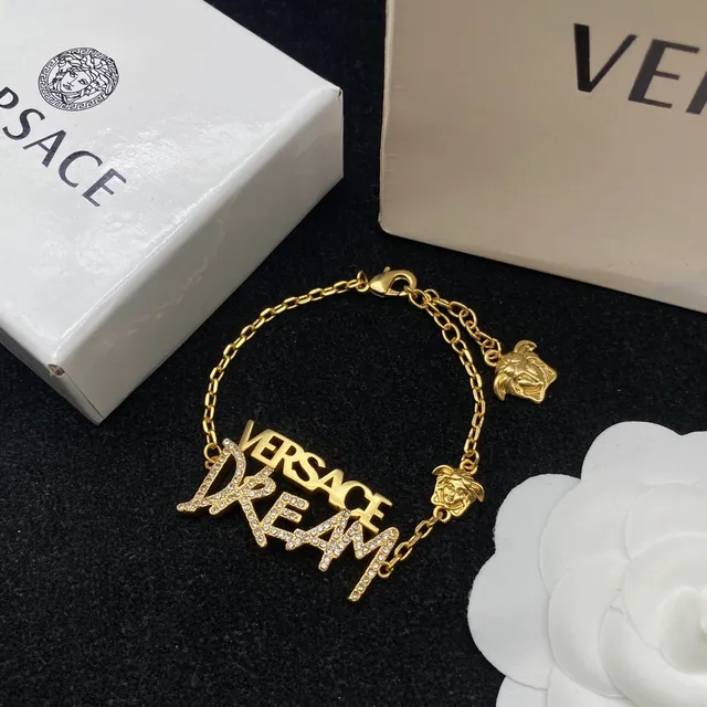Versace Dream Gold Cadena Transparente Pavé-Crystal Letra Collar 6