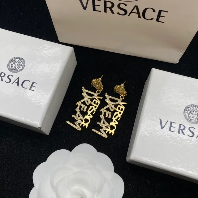 Versace Dream Gold Cadena Transparente Pavé-Crystal Letra Collar 9