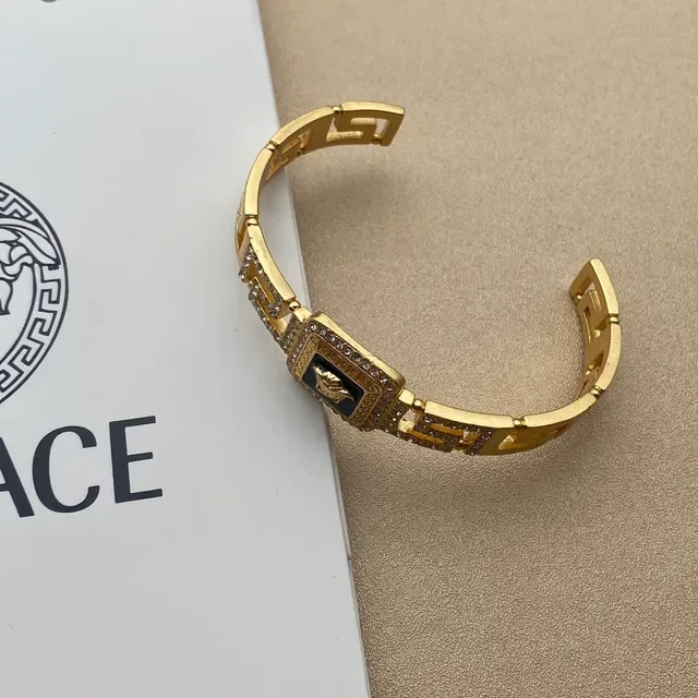 سوار Versace Greca Medusa ذهبي اللون أسود مينا كريستال 6