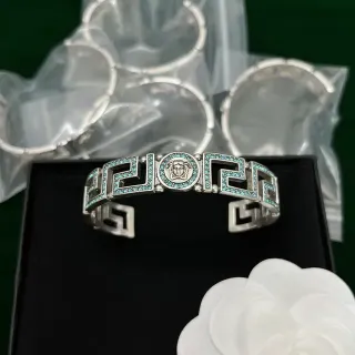 Versace Greca 银蓝 Medusa Medallion 希腊钥匙图案 手链