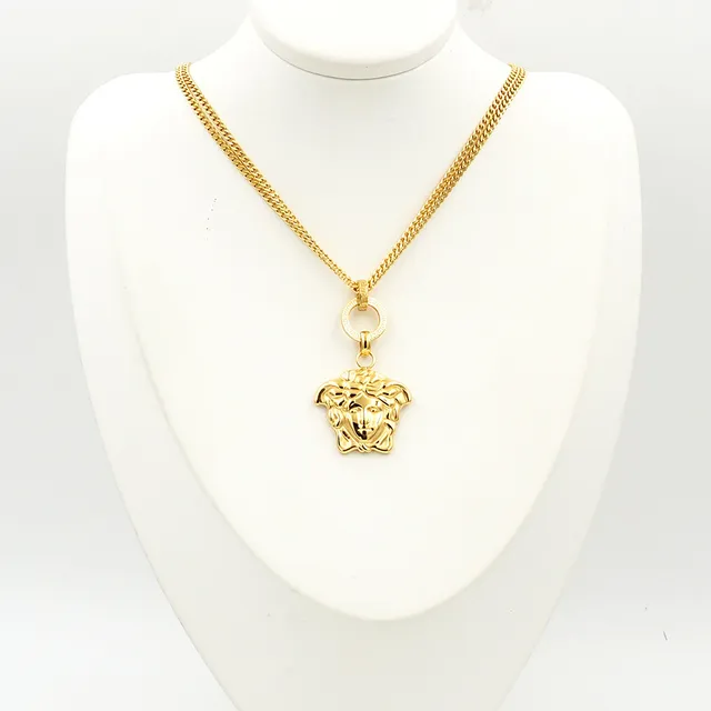 Versace Medusa Colar de metal com pingente de cabeça em ouro 3