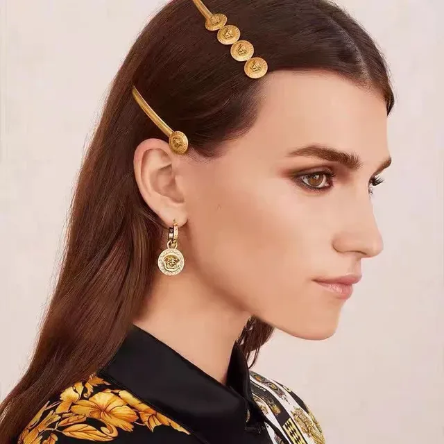 Versace मेड्यूसा हेड गोल्ड टोन हेयरपिन ब्रोच 2