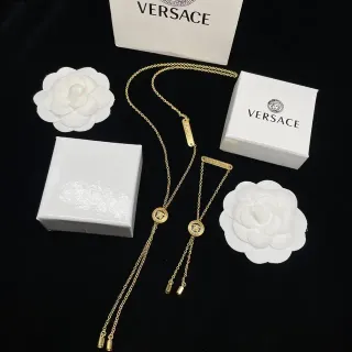 Versace মেদুসা পেন্ডেন্ট গোল্ড হোয়াইট চেইন হেড মেডালিয়ন নেকলেস