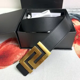 Versace Odissea Cinto de couro preto dourado suave geométrico Greca fivela