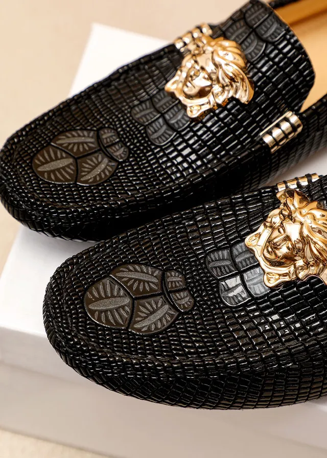 Versace Palazzo Loafer কালো ক্রক-এমবসড চামড়া সোনার মেডুসা হেড লোফার 2
