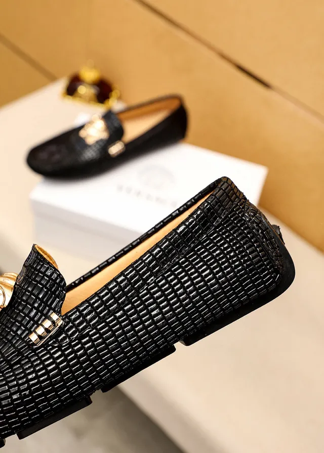 Versace Palazzo Loafer কালো ক্রক-এমবসড চামড়া সোনার মেডুসা হেড লোফার 5
