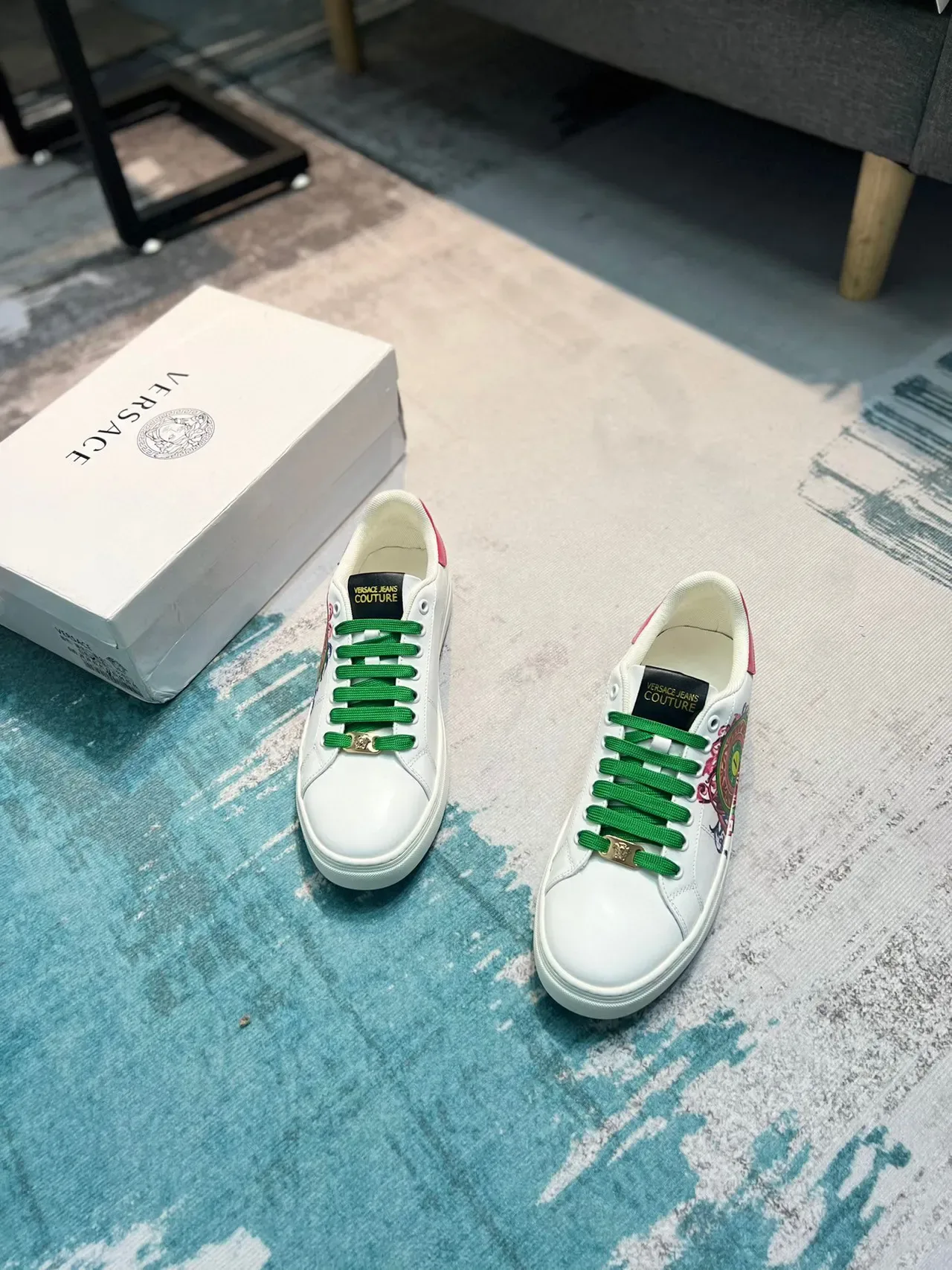 Versace Sneakers Lifestyle Blancs et Verts Cuir Lacets 5