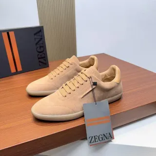 Zegna बेज सuede लो टॉप लाइफस्टाइल स्नीकर