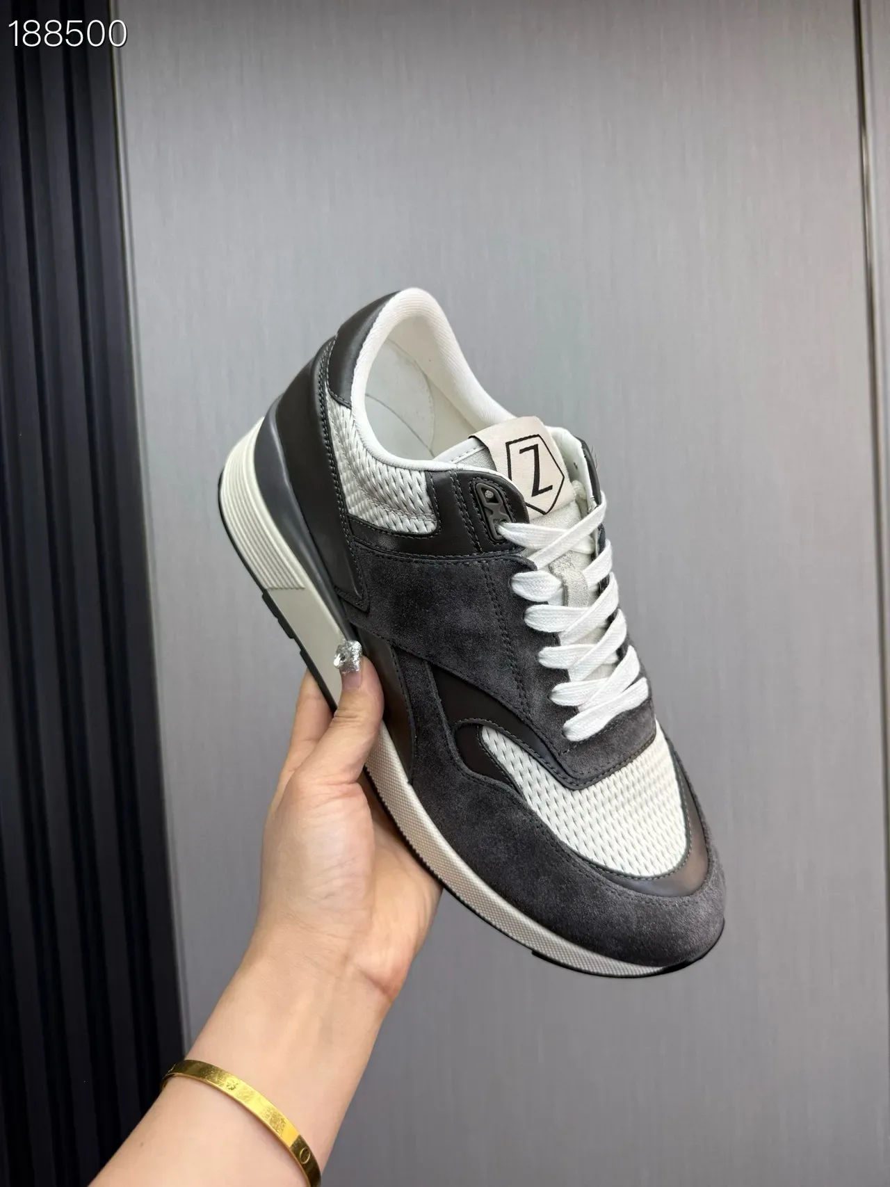 Zegna sneakers lifestyle gris blanc en matériau mixte avec panneaux de daim et de maille 3