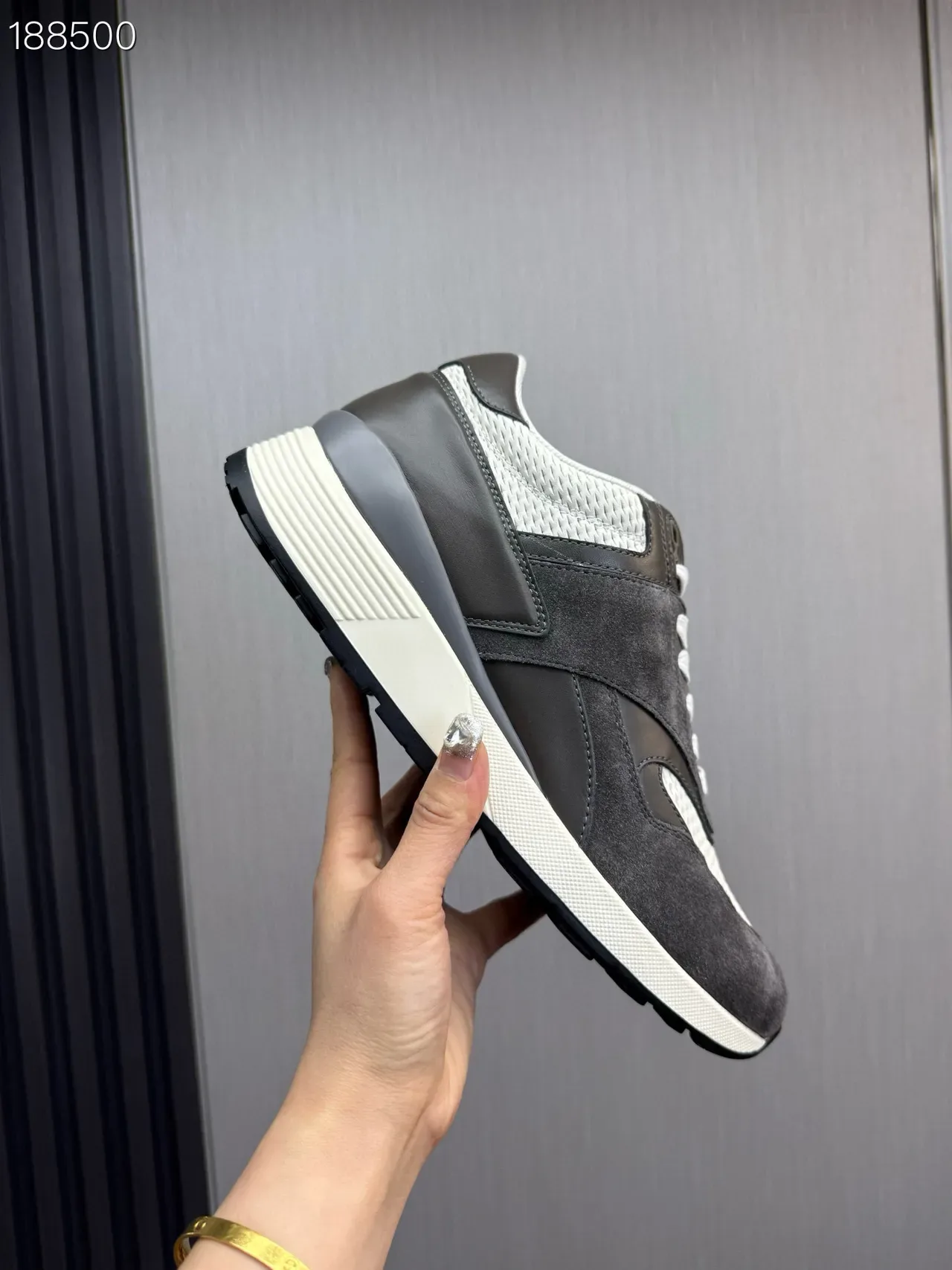 Zegna sneakers lifestyle gris blanc en matériau mixte avec panneaux de daim et de maille 5