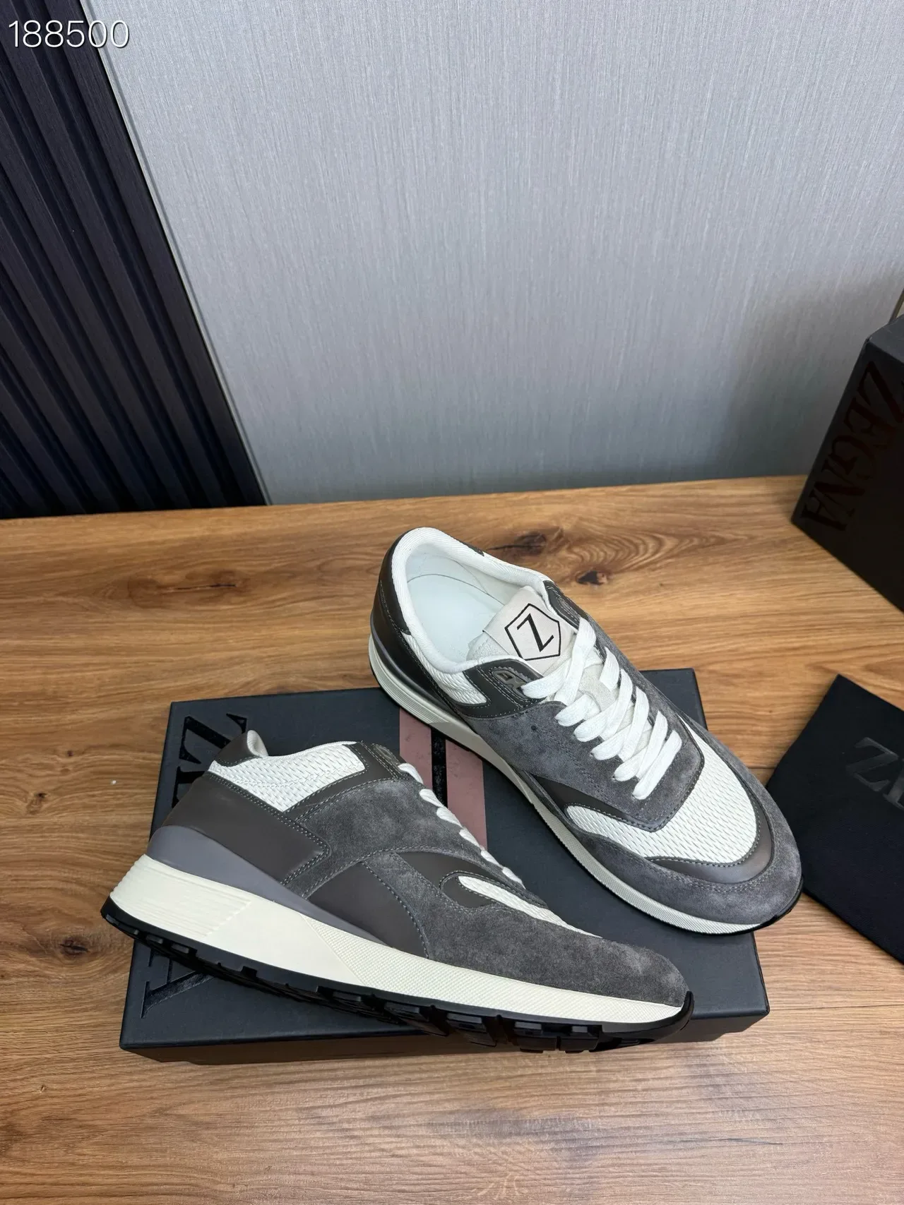 Zegna sneakers lifestyle gris blanc en matériau mixte avec panneaux de daim et de maille 7